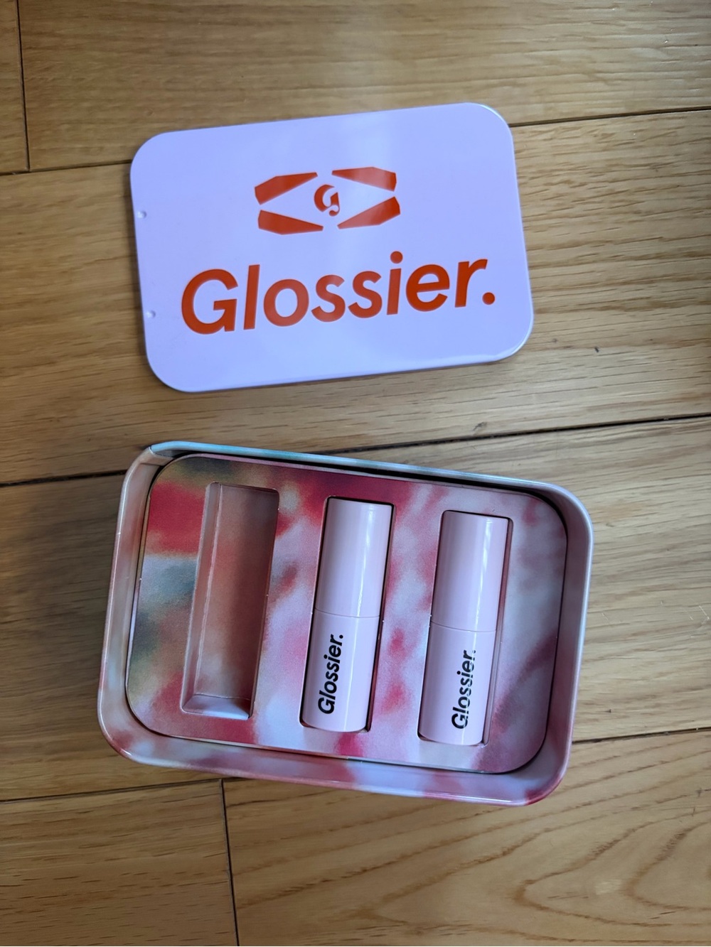 Glossier Mini Ultralip with tin
